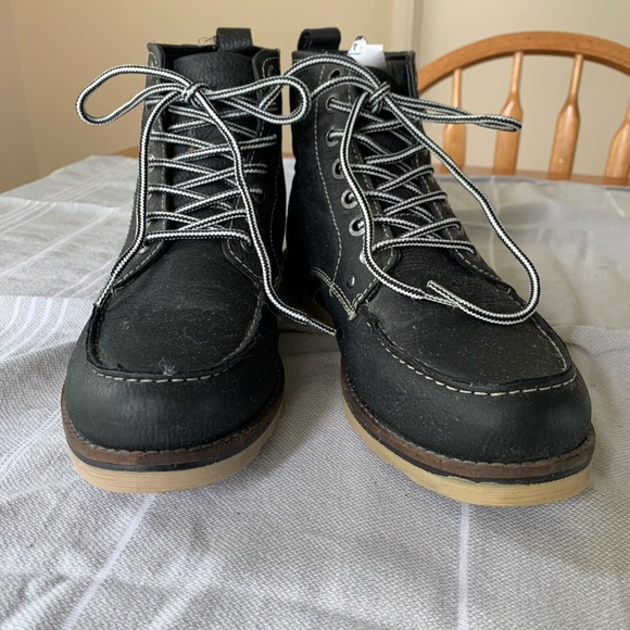 COPY - Crevo Men’s Buck leather boot - Picture 1 of 3